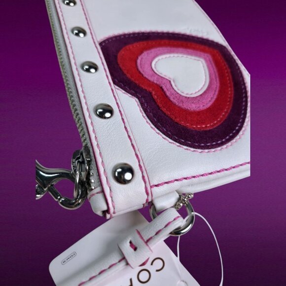 RARE Vintage COACH Valentines Heart bag and wristlet Set - Picture 11 of 14